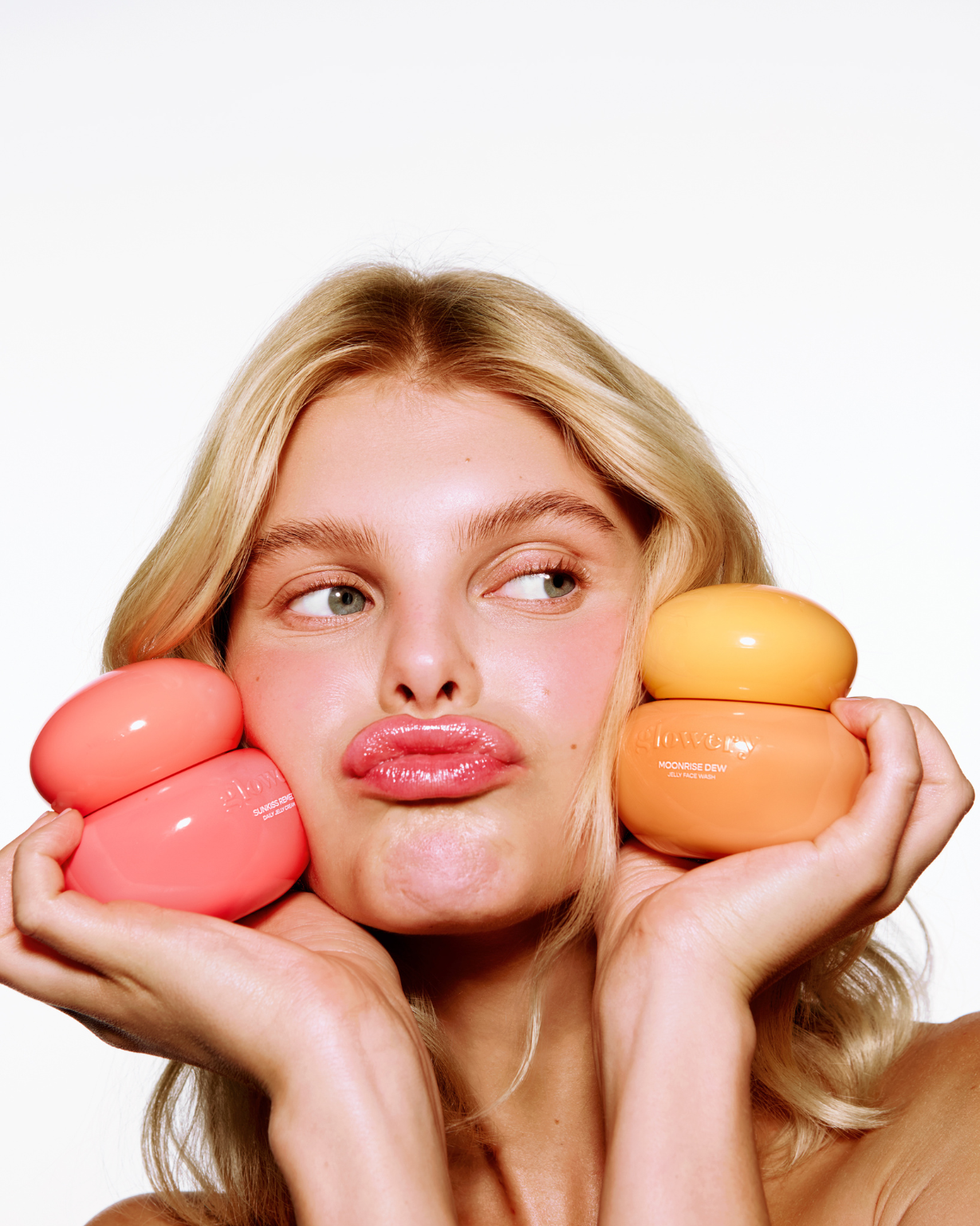 SUNSCREEN, SITUATIONSHIPS & Sticky Skin: A Guide