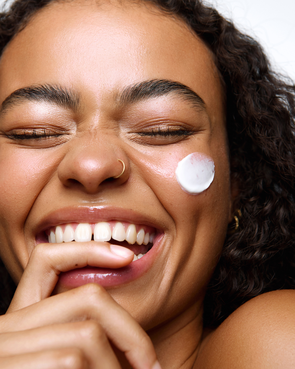 YOU'RE NOT OILY,You’re dehydrated.  Here’s the difference.